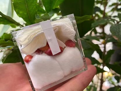 פרי הפלא \ הפרי המכושף - פרי טרי